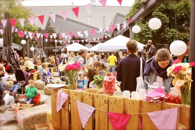 Gus and Ollie Hamburg