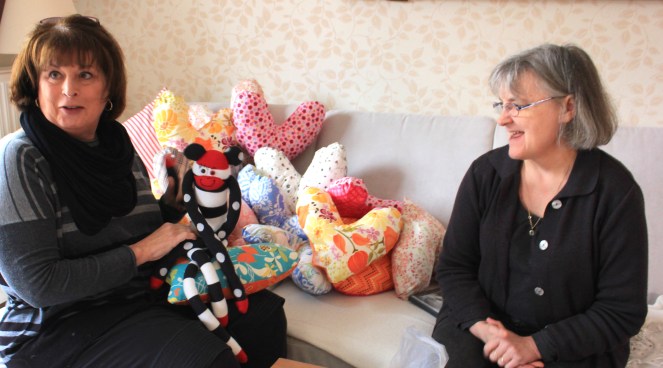 Heart pillow project, handmade, hamburg, germany, breast cancer, patients, cushion, donate, donations, charity, 